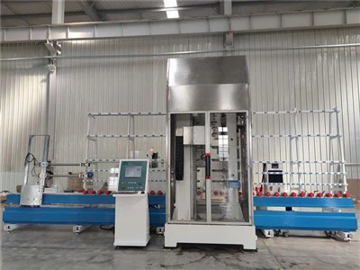 5osé CNC obráběcí centrum